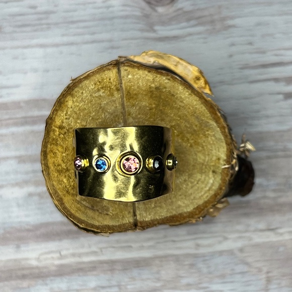 Hammered Gold Rhinestone Cuff Ring - Picture 9 of 9